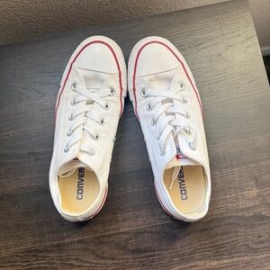 Converse low top white sneakers